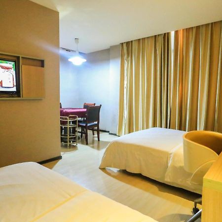 7Days Inn Chenzhou Rucheng Luyang Avenue Extérieur photo